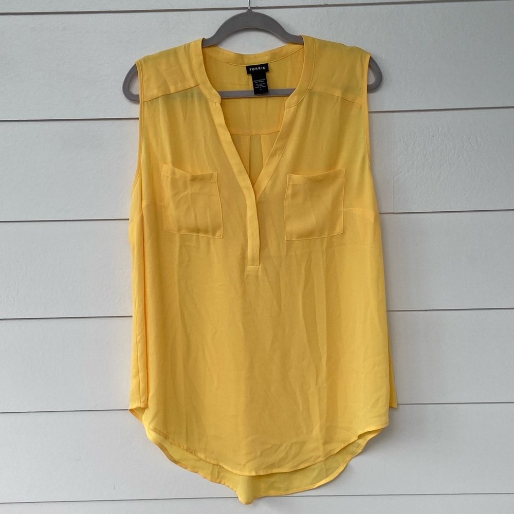 Torrid Harper Yellow Georgette Sleeveless Tank 1X - Picture 2 of 8